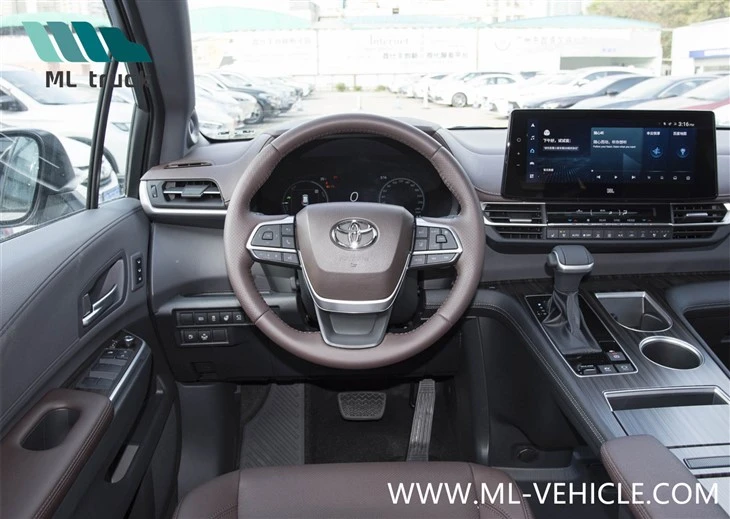 2023 Toyota Sienna 2.5L Hybrid