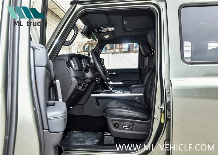 2024 BAW 212 SUV T01