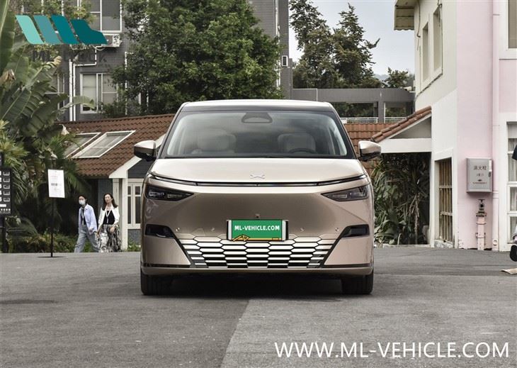Xpeng X9 MPV EV