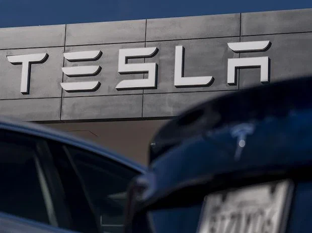Po BYD „Tesla“ taip pat gerokai sumažino kainas Vokietijoje