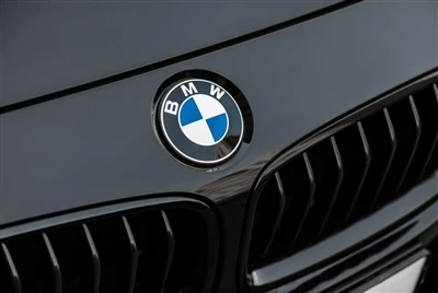 Vairo sistemos defektas: dalinis BMW X3/X4/2 serijos atšaukimas