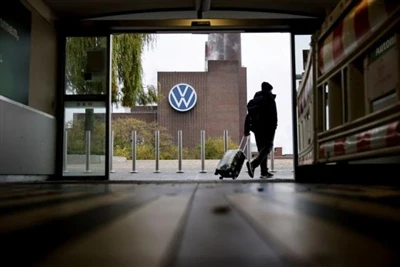 „Volkswagen Group Union“ gruodį ragina streikuoti, kai derybos stringa